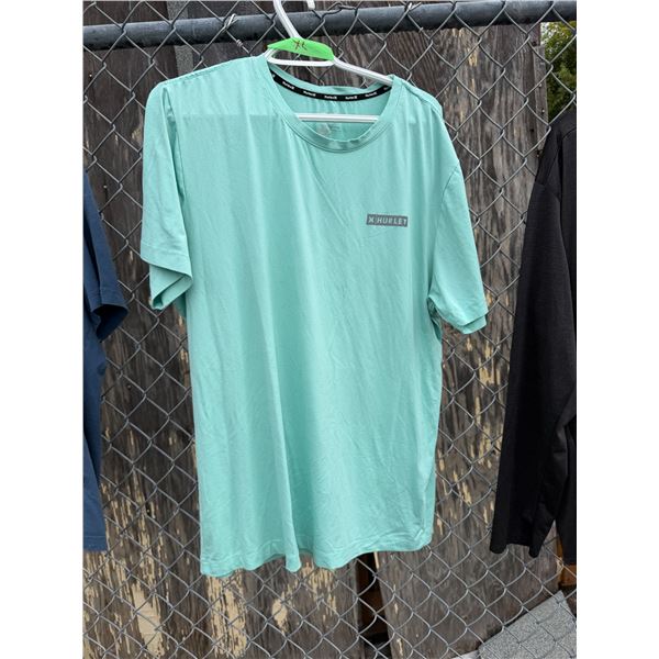 Hurley T-shirt size