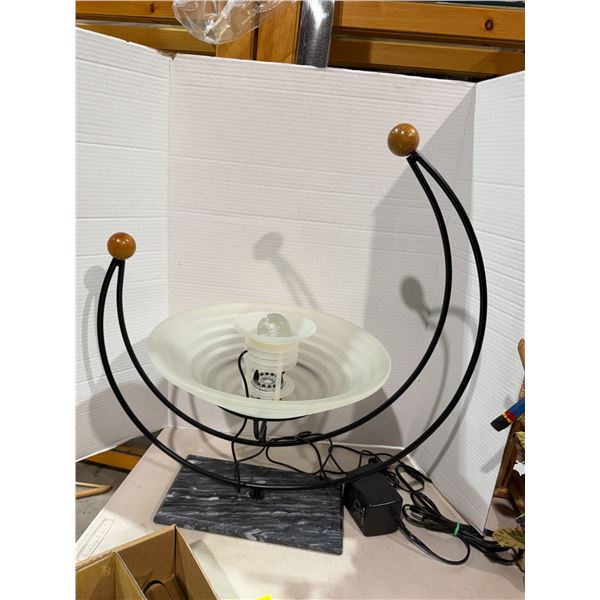 Table lamp