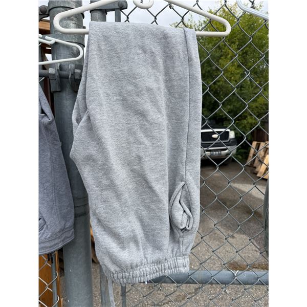 Champion sweatpants size XL