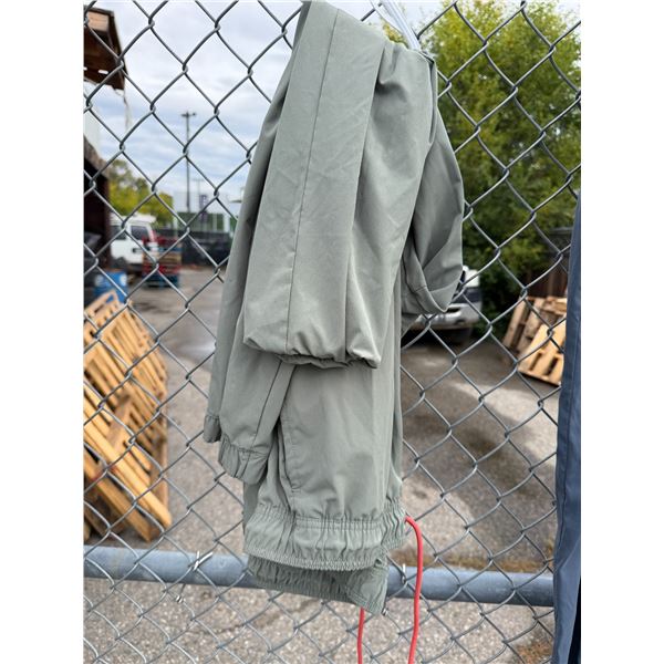 Unipro xl pants