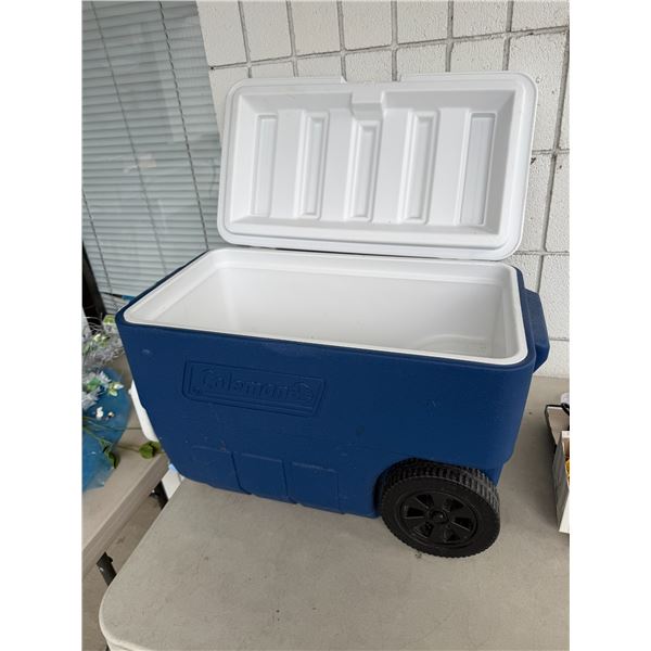 Coleman rolling cooler