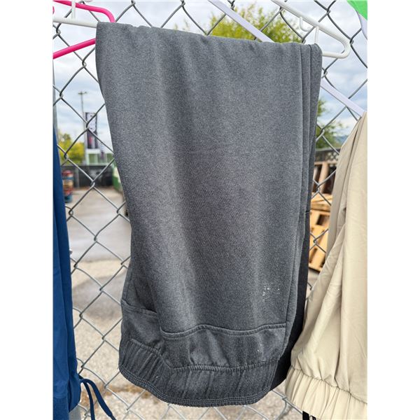 SPYDER pants size large
