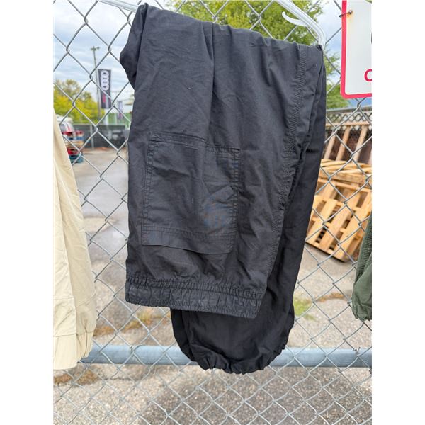 Pants size large