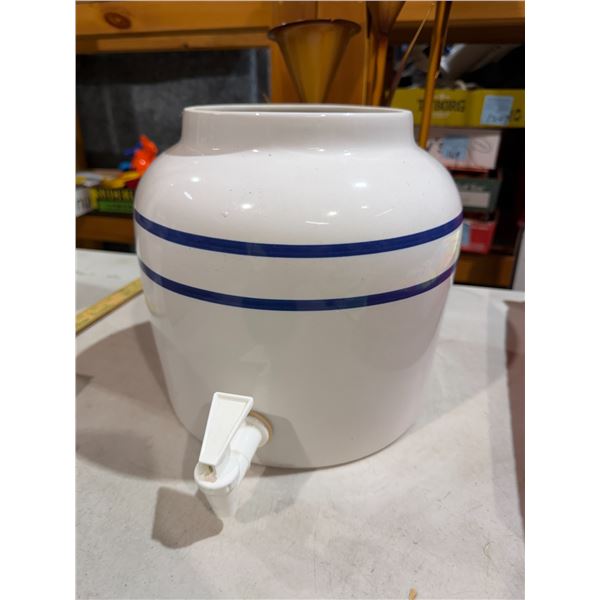Water dispenser