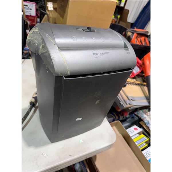 Paper shredder