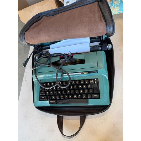 Smith corona ELECTRA typewriter