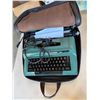 Image 1 : Smith corona ELECTRA typewriter