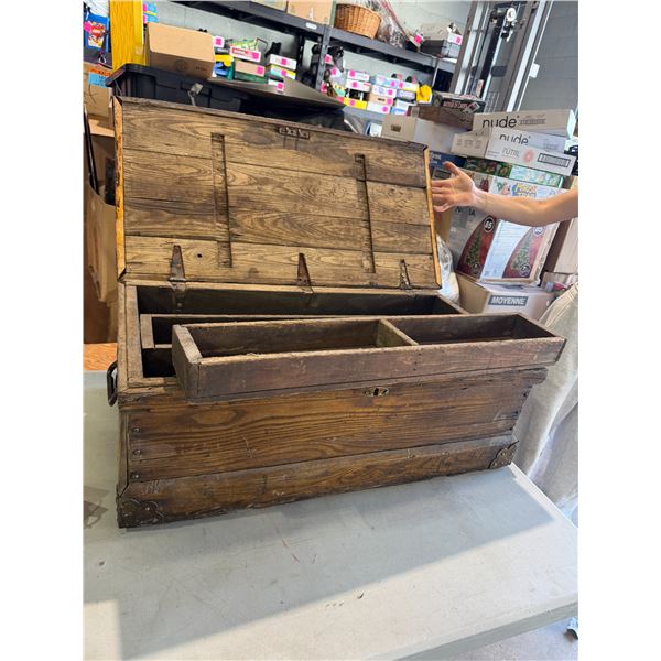 Wood trunk antique 31" x 15 1/2" x 11"