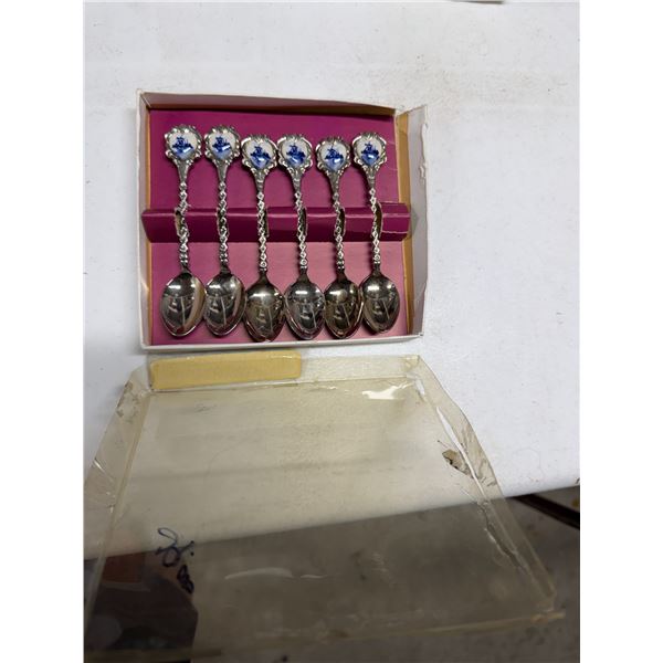 Collector spoons