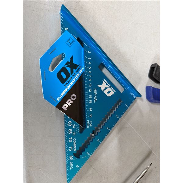 Aluminum rafters tool