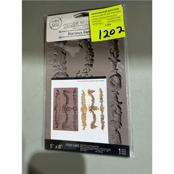 Redesigned, decor, mold, glorious garland