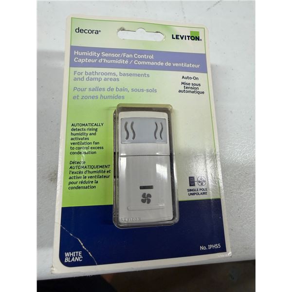 Humidity sensor/fan control