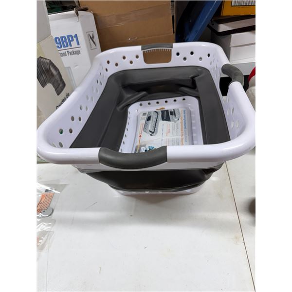 Folding laundry basket