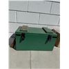 Image 2 : Wood crate