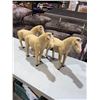 Image 1 : Horse decor
