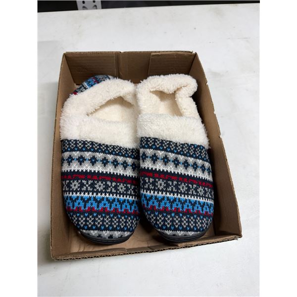 New slippers size 11/12