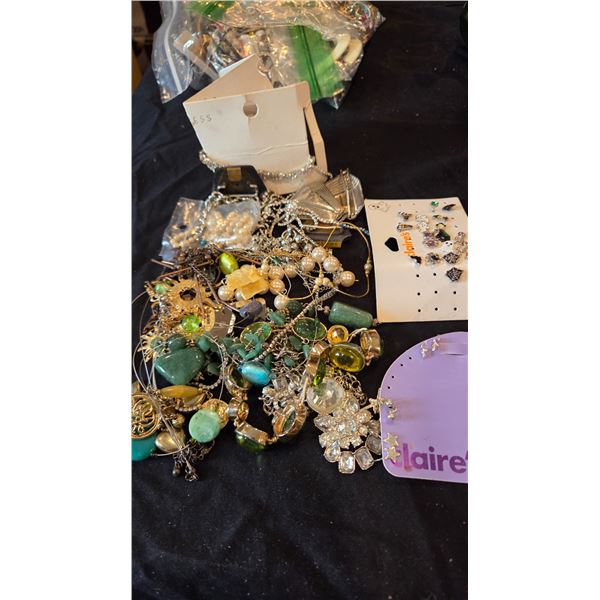 Large lot of assorted jewlery