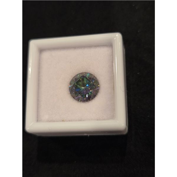 3.0ct Rainbow Green moissanite stone