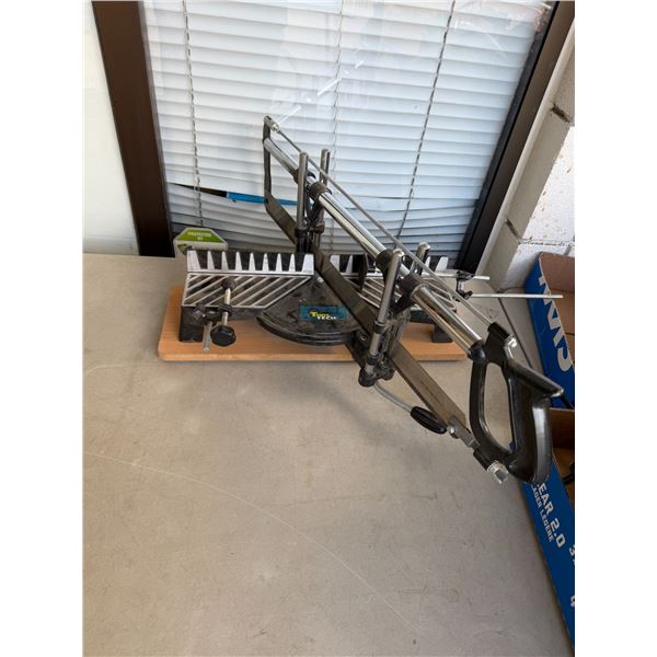 Tool tech saw