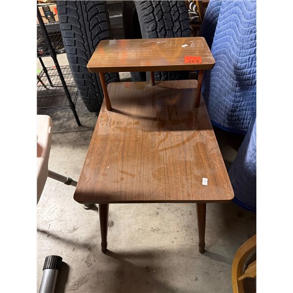 Step table 15 1/4 inches x 22 x23 tall