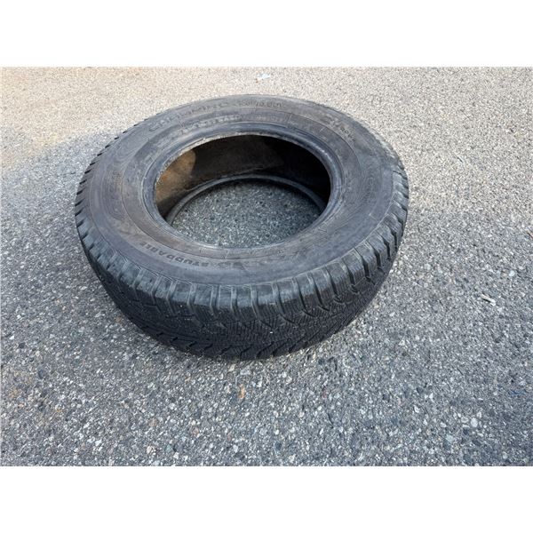 CHAMPIRO ice pro SUV tire size 235/70/R 16