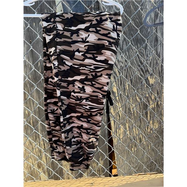 L women's casual pants size XL