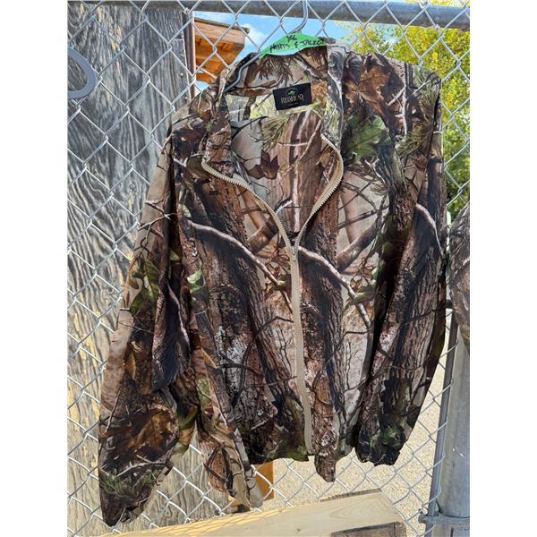 Redhead pants and jacket size XL