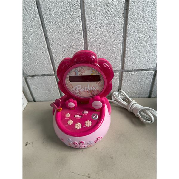 Barbie clock Radio