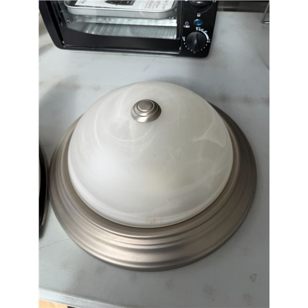 Light fixture