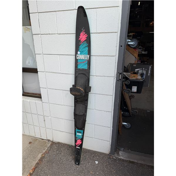 CONNELLY slalom water ski