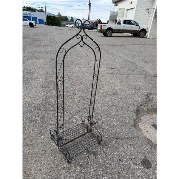 Plant stand