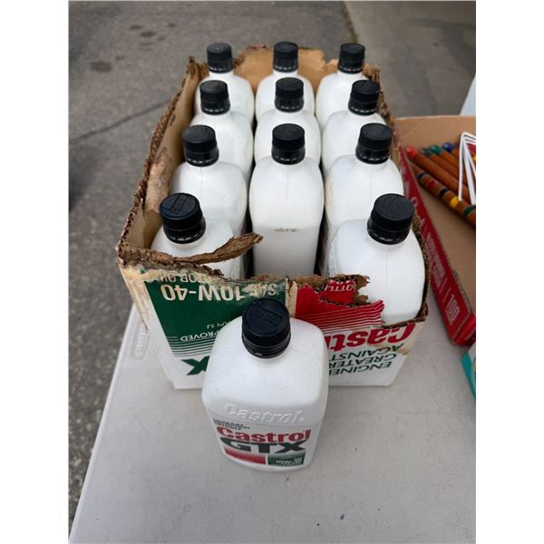 Castro oil 10 W 30