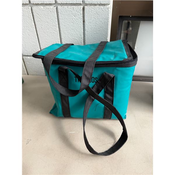 Thermos cooler