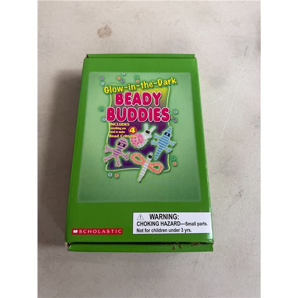Scholastic Glo, In The Dark, Beaty buddies