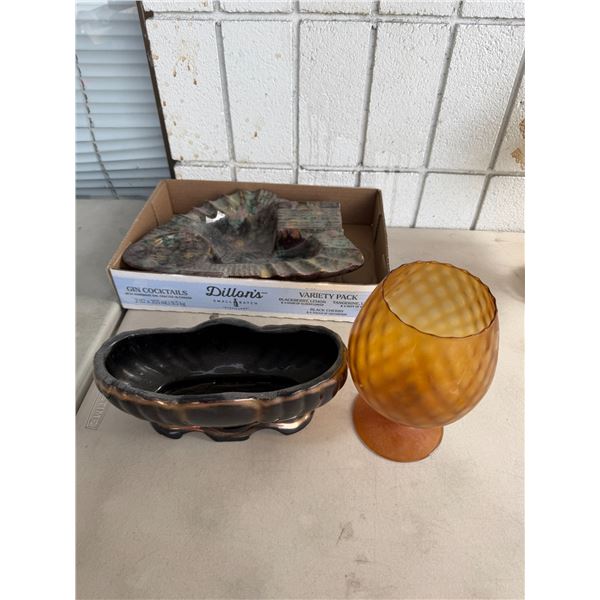 Pottery, ashtray, decor, etc.