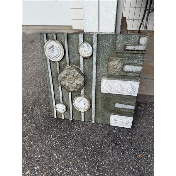 Wall decor 27 1/2" x 27 1/2"