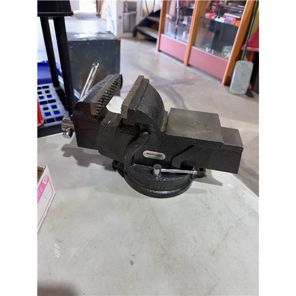 Mastercraft 5" Bench Vise -- New