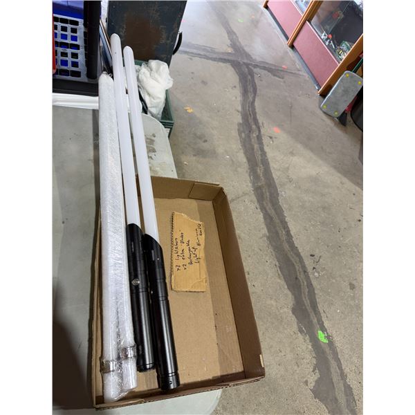 Light savers with two extra blades of aluminum handles