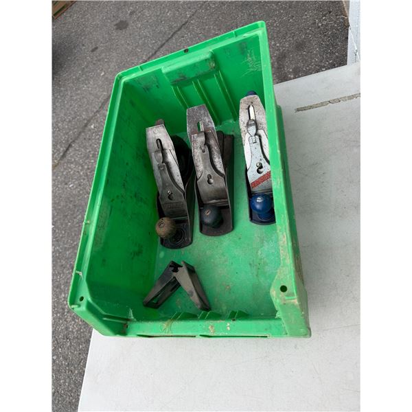 Stanley Plains with green container
