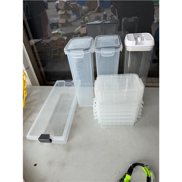Reusable containers