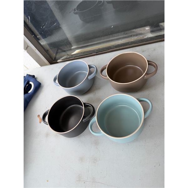 MIKASA dishes