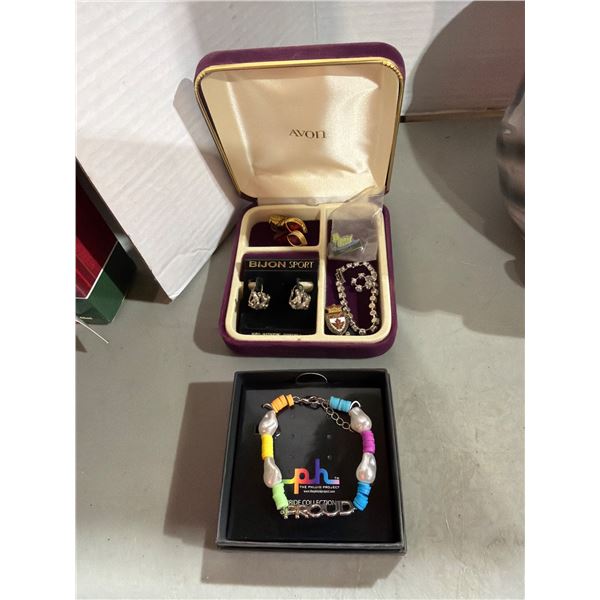 Jewelry box and contents