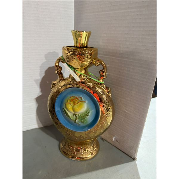 1976 Jim Beam Yellow Rose decanter