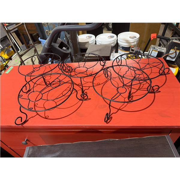 Plant/plate holders
