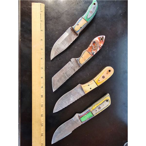 1 Hand Forged Damascus Steel Knife w/ Sheath - Assorted Styles & Colors
