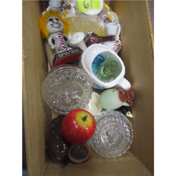 ASSORTMENT OF ORNAMENTS