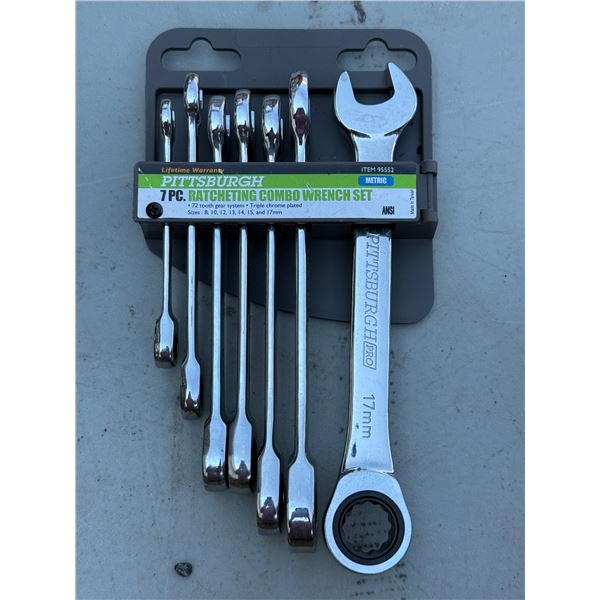 New Pittsburgh 7pc Ratcheting Combo Wrench Set