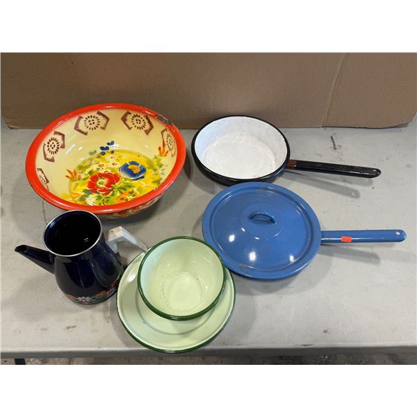 Enamel Cookware & Dishware