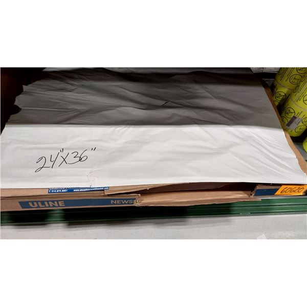 BOÎTES DE PAPIER D’EMBALLAGE ULINE, 24 × 36 PO