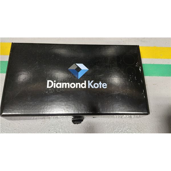 PRODUIT NETTOYANT POUR VÉHICULE DIAMOND KOTE